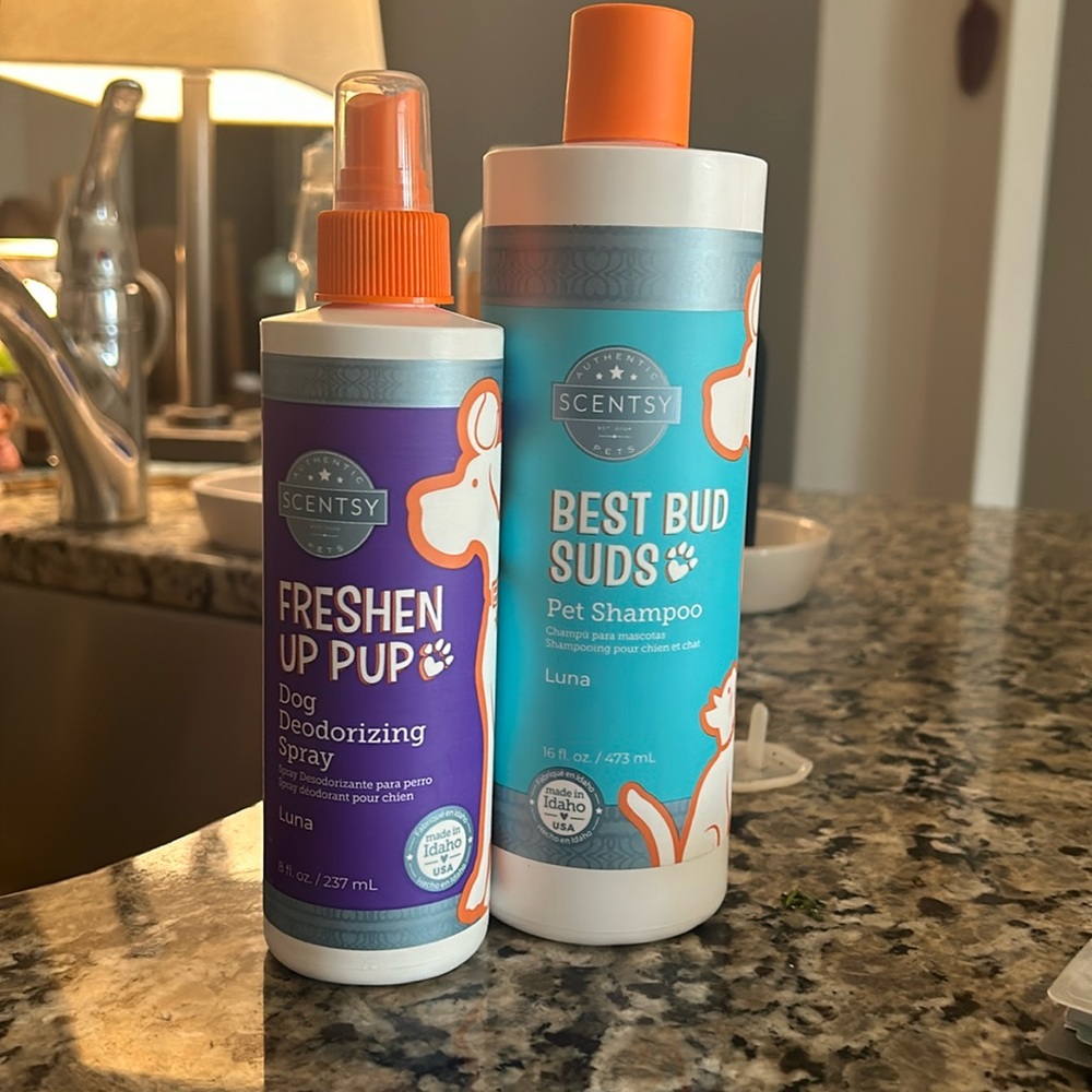 Scentsy Luna pet shampoo and spray. Both new never used